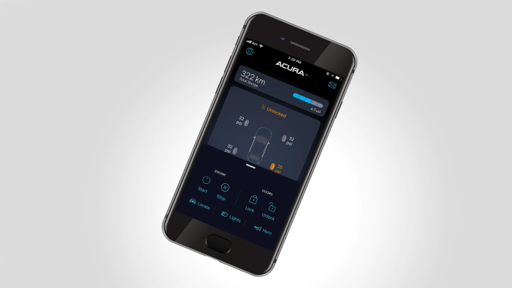 Gros plan d’un téléphone intelligent affichant l’application AcuraLink.