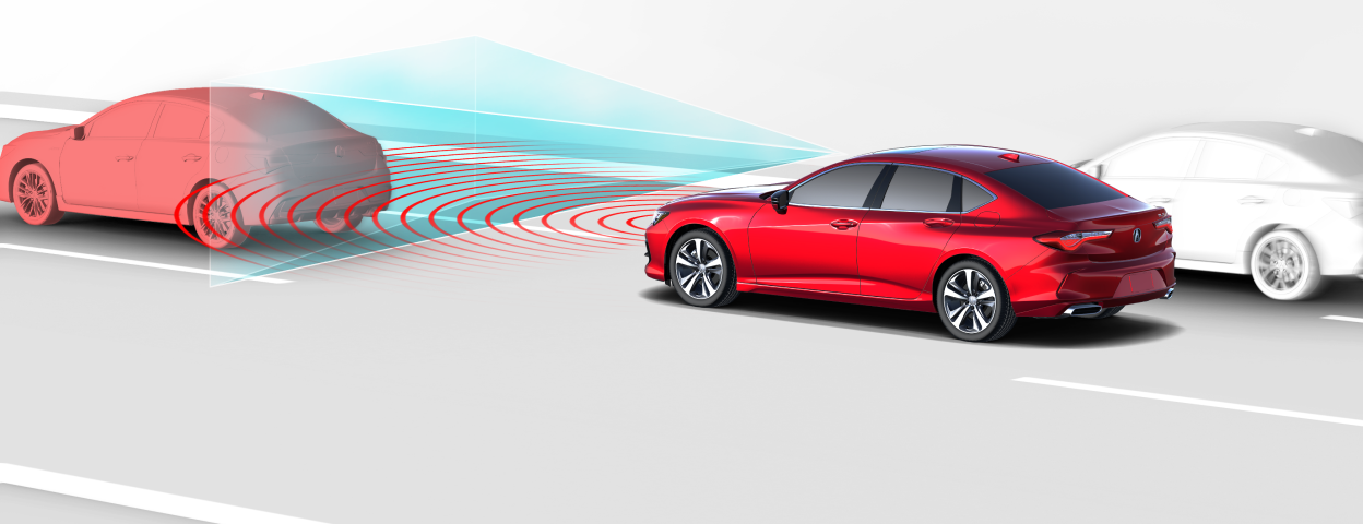 Plan de trois quarts latéral arrière d’une TLX rouge sur une route rendue numériquement au milieu d’autres voitures indescriptibles. Des lignes et des ondes de capteur bleues sont émises depuis l’avant et détectent la voiture devant.
